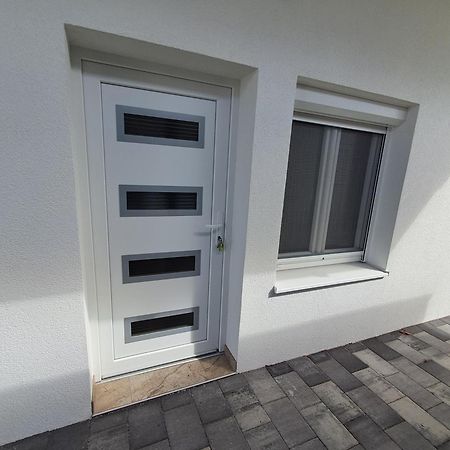 Apartmani Tropical Vodice Eksteriør bilde