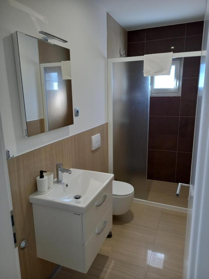 Apartmani Tropical Vodice Eksteriør bilde