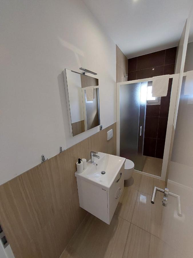 Apartmani Tropical Vodice Eksteriør bilde