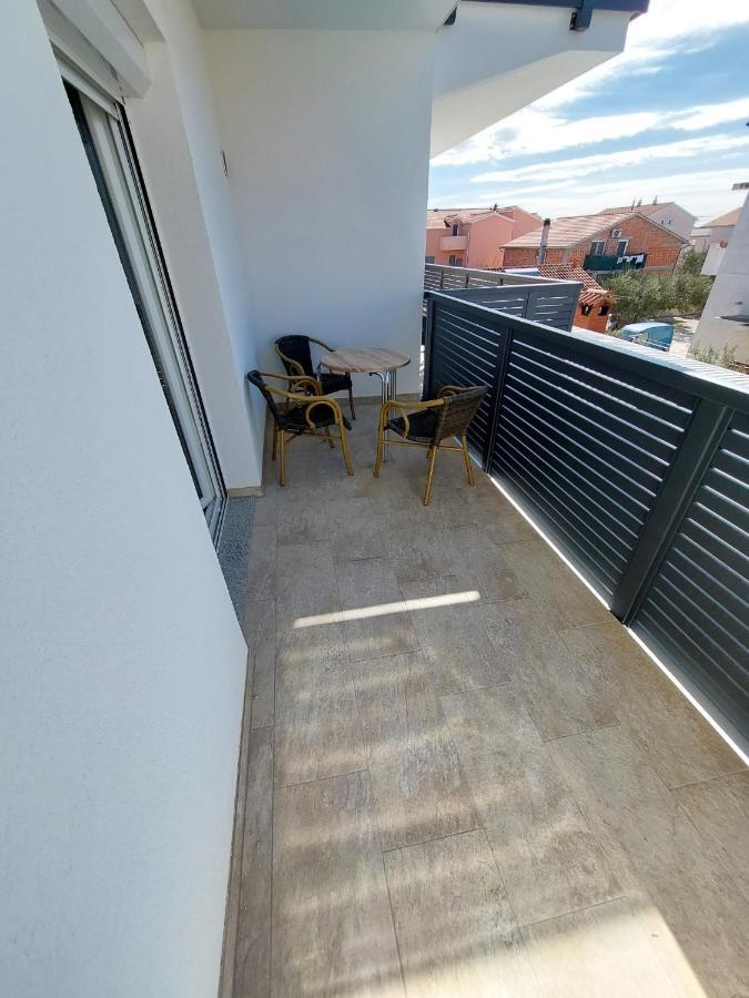 Apartmani Tropical Vodice Eksteriør bilde