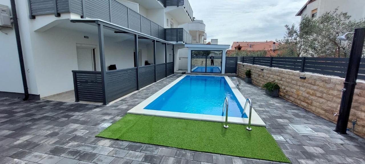 Apartmani Tropical Vodice Eksteriør bilde