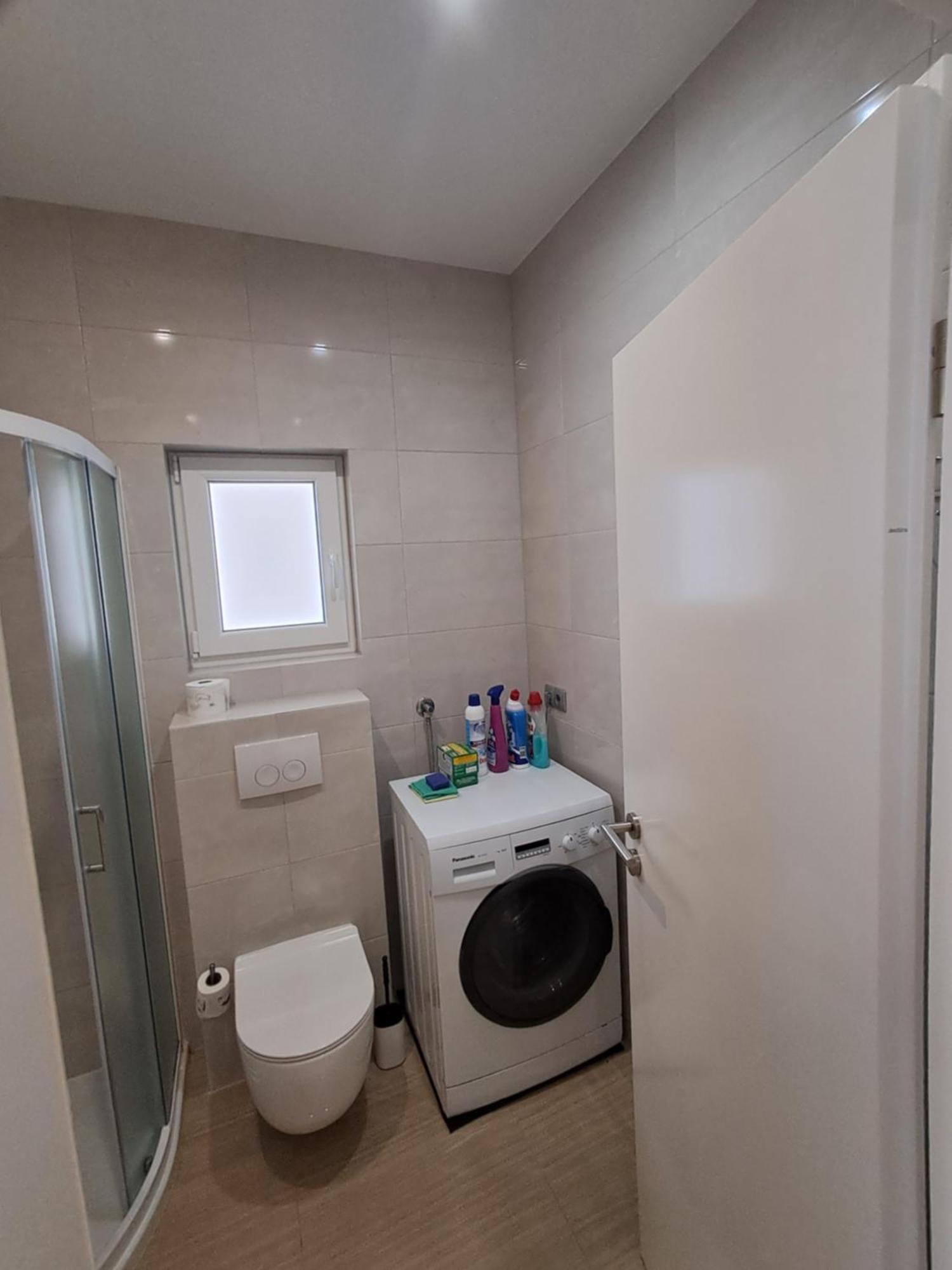 Apartmani Tropical Vodice Eksteriør bilde