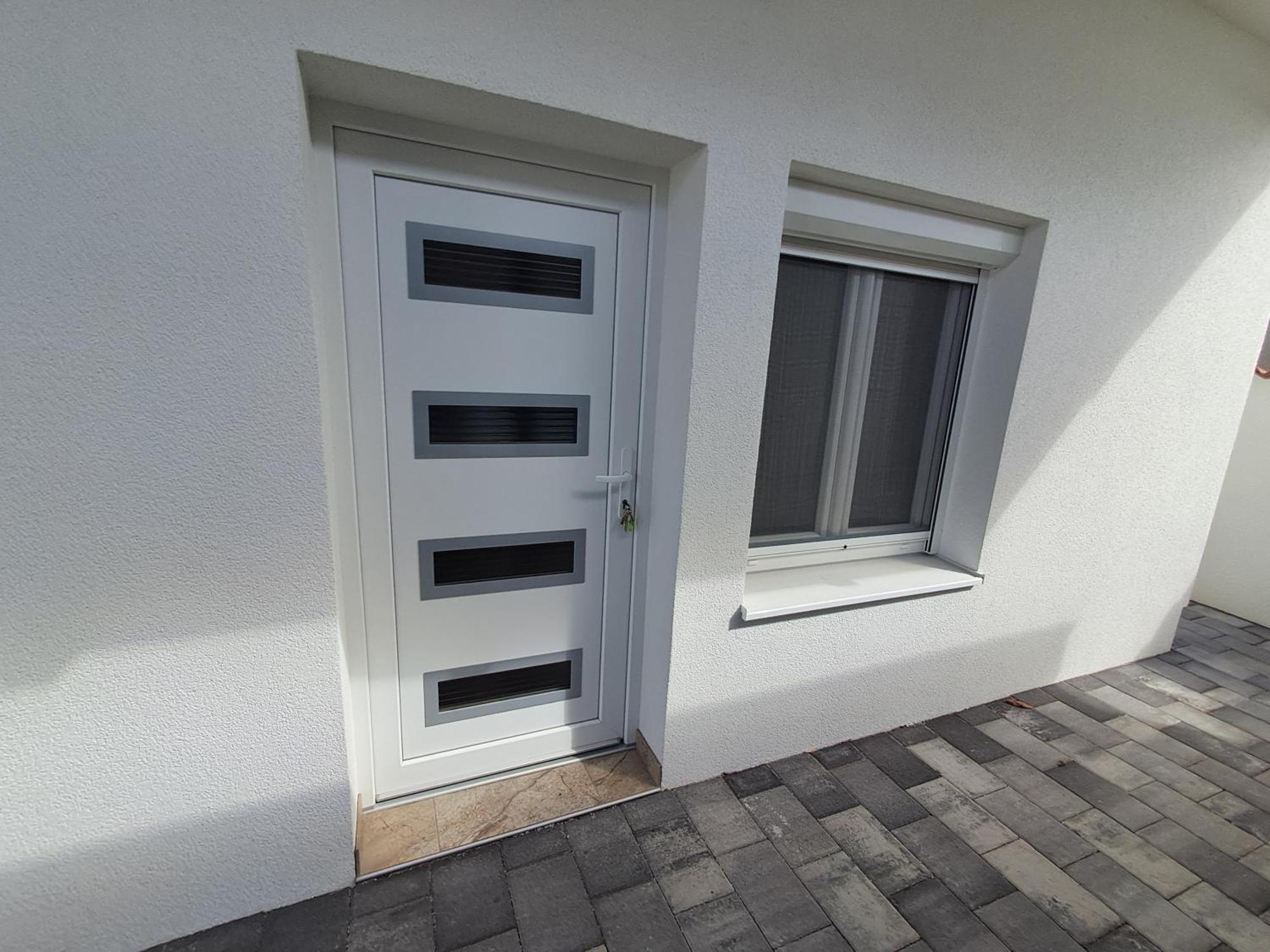 Apartmani Tropical Vodice Eksteriør bilde